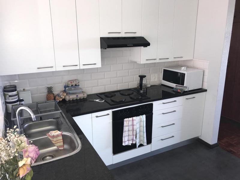 To Let 3 Bedroom Property for Rent in Claremont Upper Western Cape